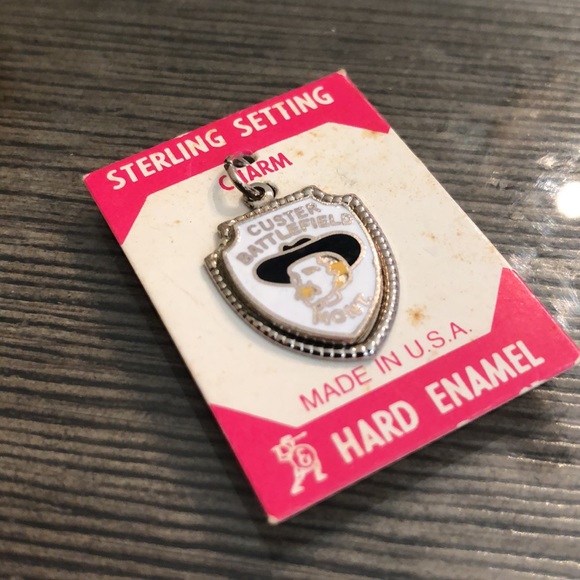 Vintage Montana Custer Battlefield Souvenir Charm - Picture 2 of 10